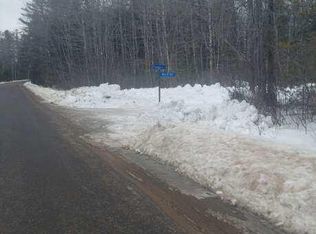 17 Cranberry Ln, Greenwood, ME 04255