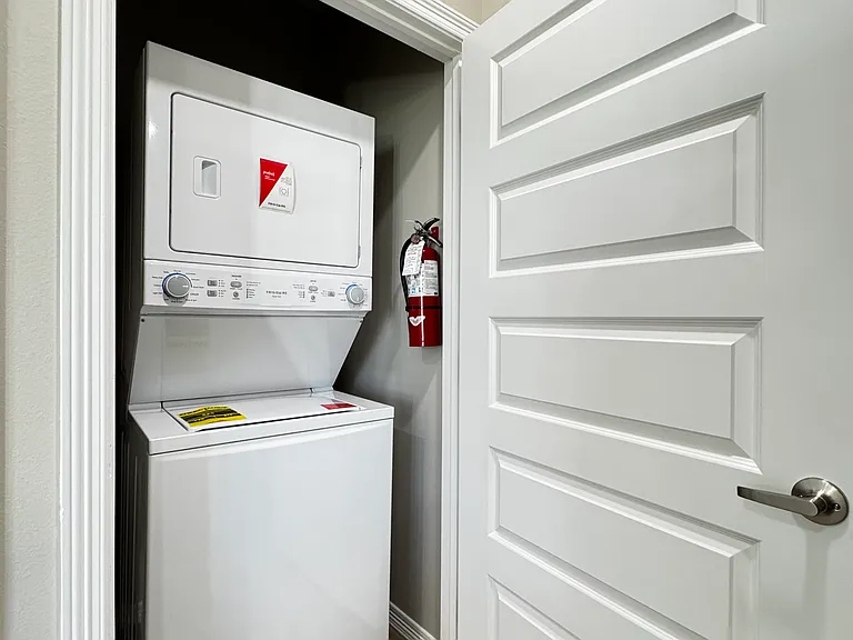 4204 Walnut Ave #4 — Photo 6