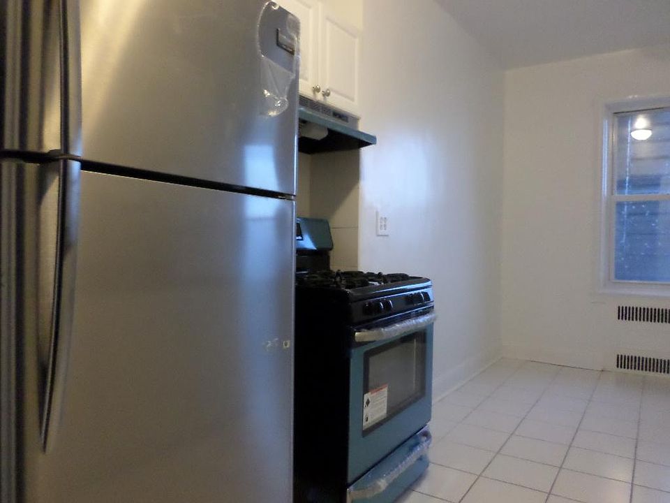 1st image of 12220 Ocean Promenade APT 6H