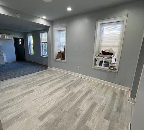 3rd image of 5301 Belfield Ave
