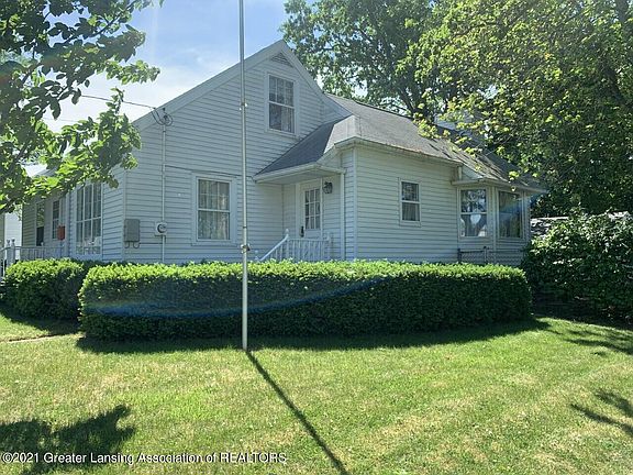 2nd image of 1427 Woodbine Ave
