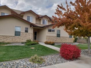 870 Montclair Dr, Palisade, CO 81526