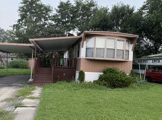 39 Maple Ln, Manteno, IL 60950