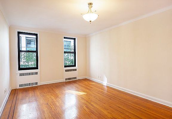 5th image of 95 Lexington Ave APT 3H
