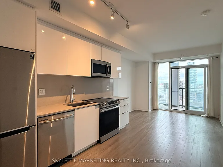 50 Power St #1308 — Photo 15