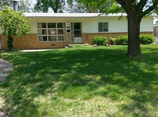 988 N Brownthrush Ln, Wichita, KS 67212