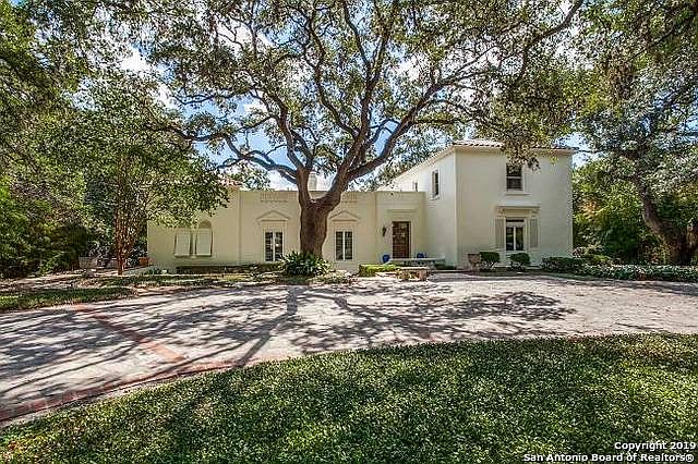 1st image of 215 Encino Ave