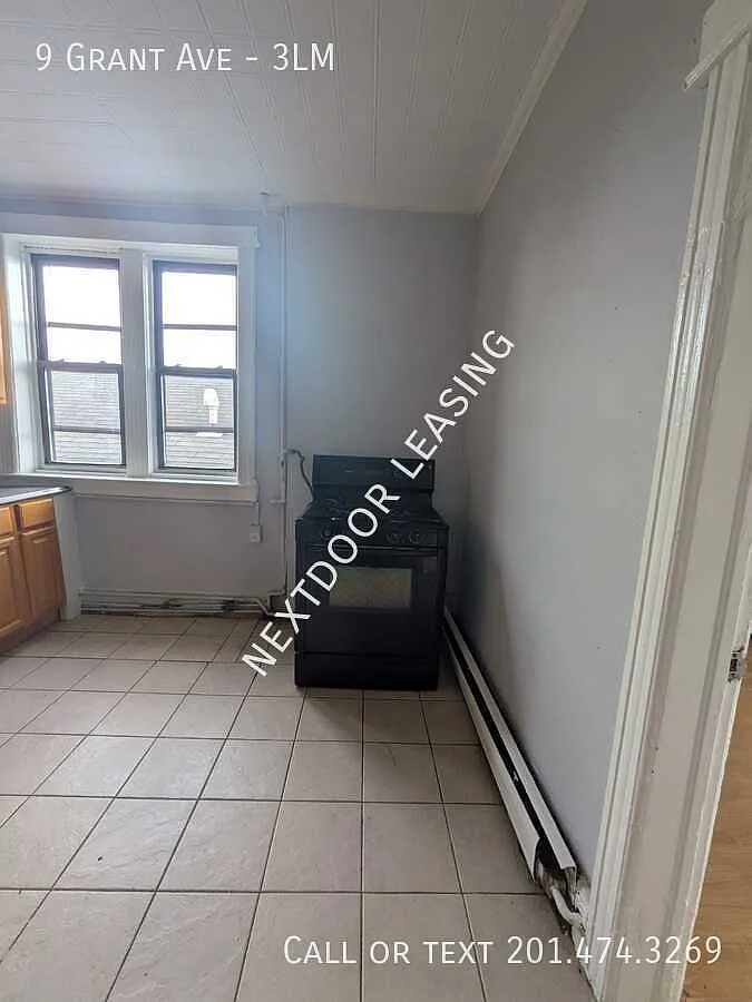 9 Grant Ave — Photo 4