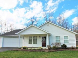 250 Nantucket Dr #9, Geneva, OH 44041
