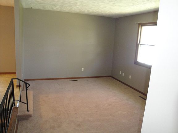 5th image of 1501 S 29th St