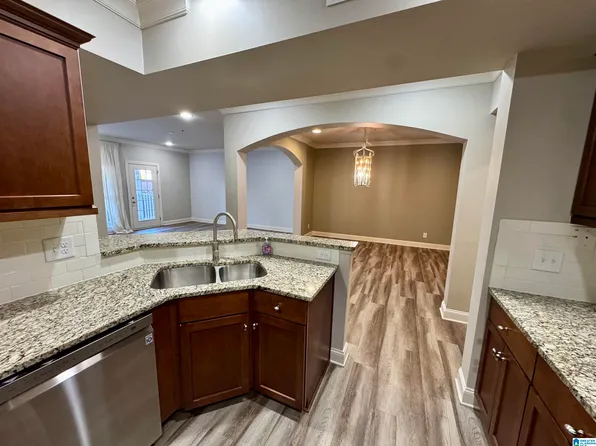 3038 Massey Rd APT 302, Birmingham, AL 35216
