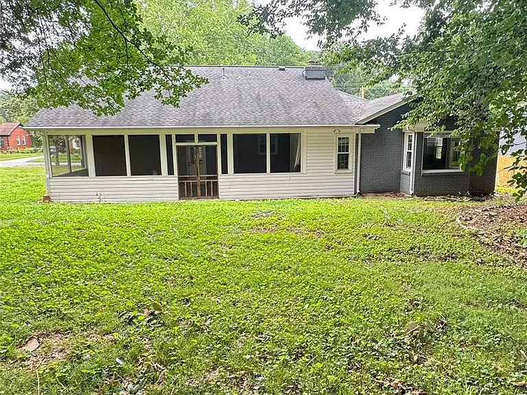 5419 Galway Dr — Photo 2
