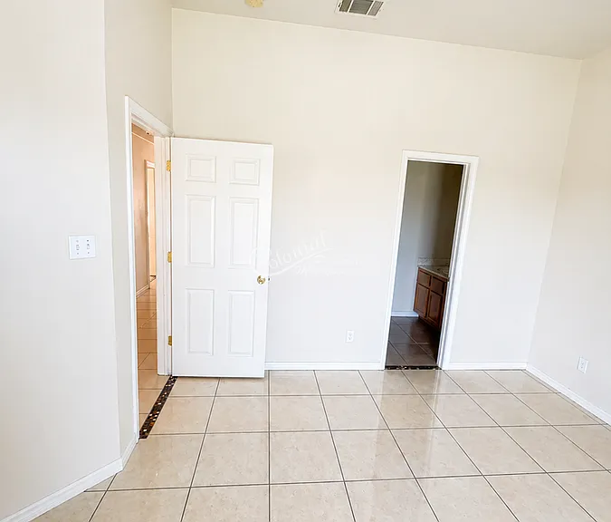 2107 Charleston Ct #A — Photo 11