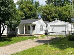 2069 Webber Ave, Burton, MI 48529
