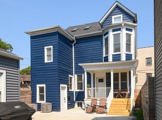 1530 N Cass St #B, Milwaukee, WI 53202