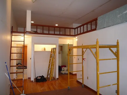 Rented by New Yorker Realty | media 17