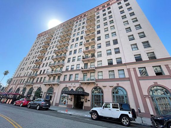 4th image of 455 E Ocean Blvd APT 211