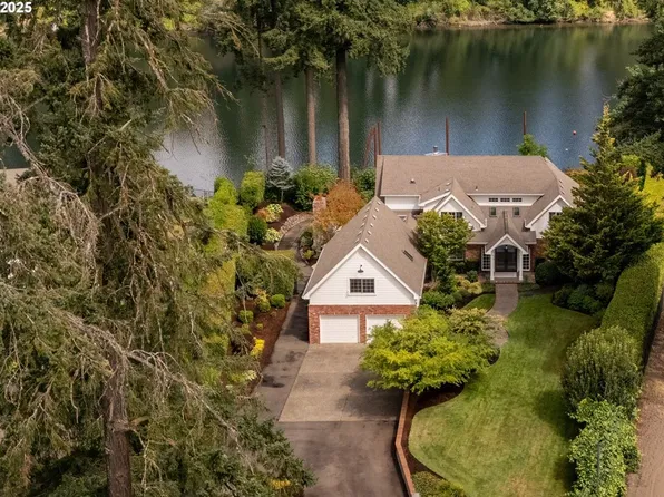 25325 NE Butteville Rd, Aurora, OR 97002