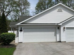 3401 Orchard Ct SE, Warren, OH 44484