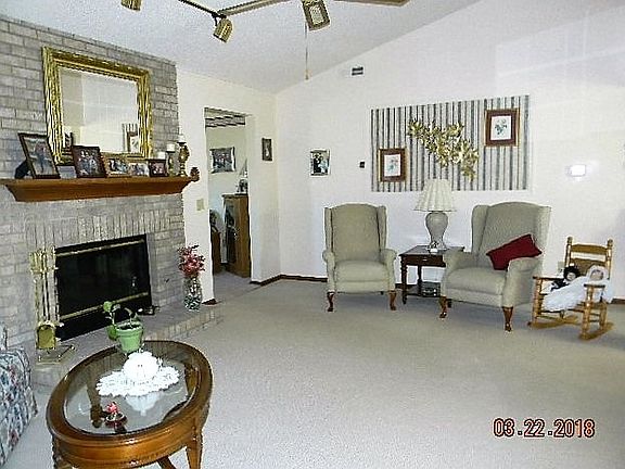 2nd image of 546 Timberlane Dr
