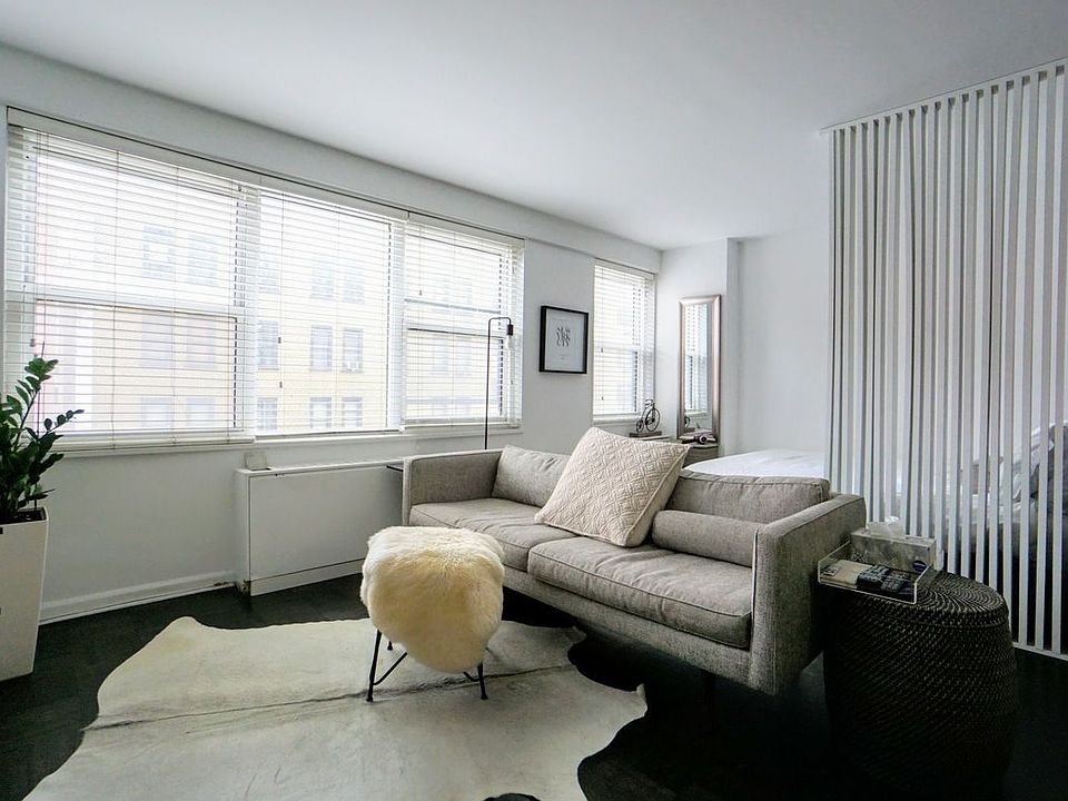 1st image of 200 E 27th Street 6h #6H