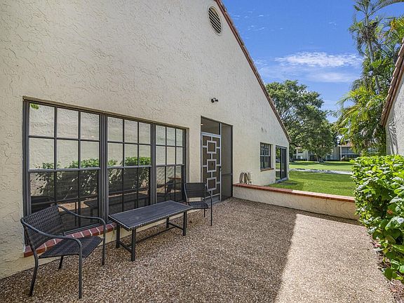 2nd image of 5682 Kiowa Cir