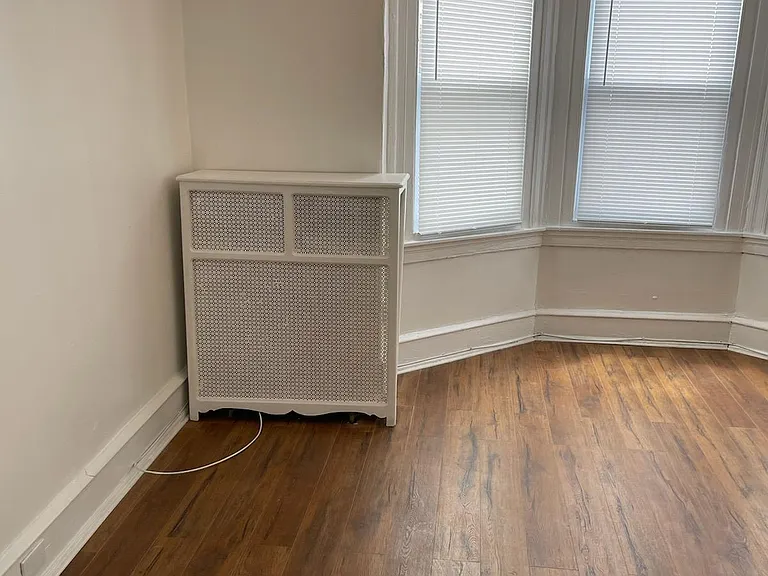 925 W Lindley Ave #2 — Photo 2