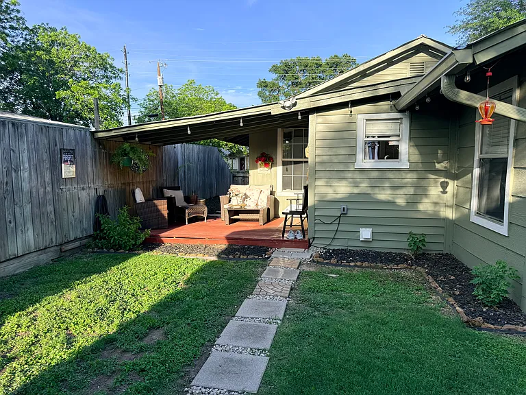 612 S Plant Ave — Photo 5