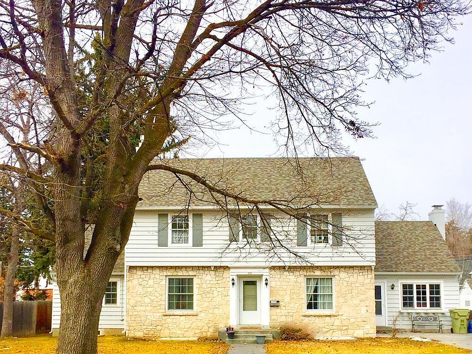 1st image of 385 12th St