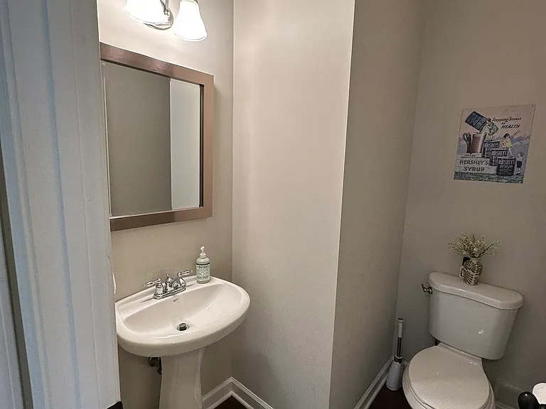 1319 Decatur Cir — Photo 14