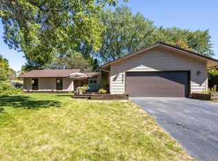 1947 Madron Rd, Rockford, IL 61107