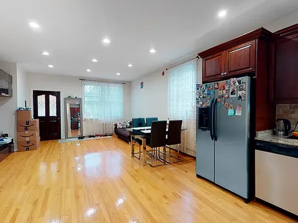 2838 Brighton 3 St #2C, Brooklyn, NY 11235