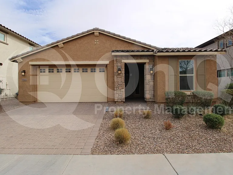 9507 E Saturn Ave — Photo 1