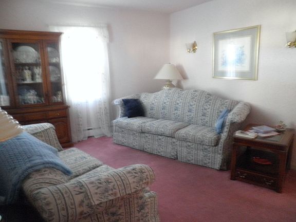 2nd image of 229 No 9 Ave