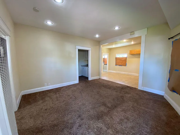 402 S Sycamore St #402 — Photo 7