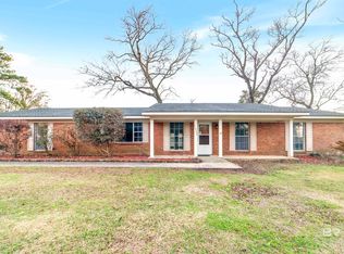 11833 Old Moffat Rd, Wilmer, AL 36587