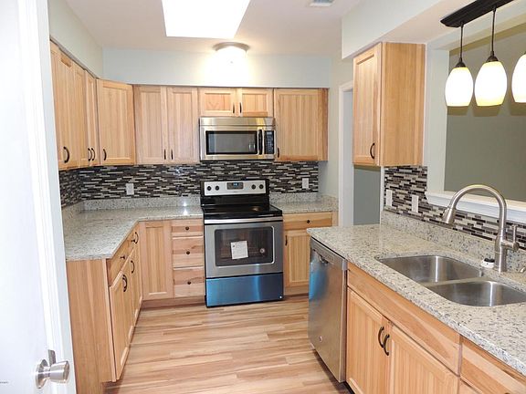 2nd image of 2601 Palmer Dr
