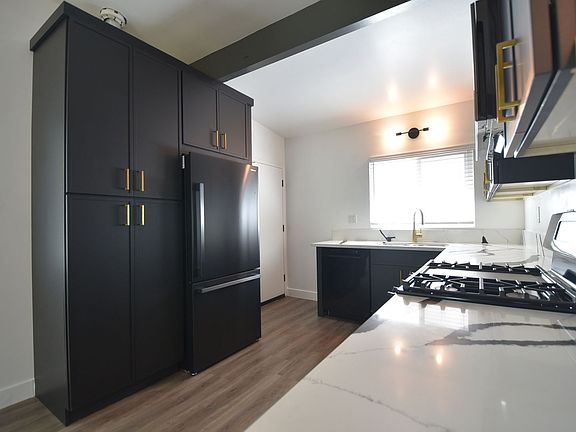 4th image of 6417 Whitsett Ave #6417