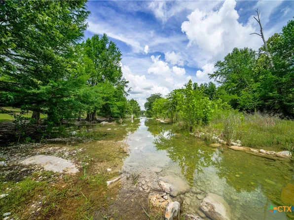 117 Roundup Dr, Wimberley, TX 78676