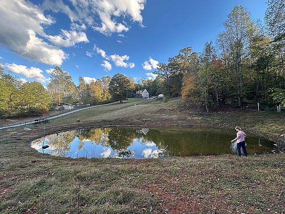 5th image of 555 New Clear Branch Rd