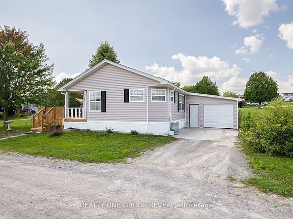 2nd image of 152 Concession St W #11-37