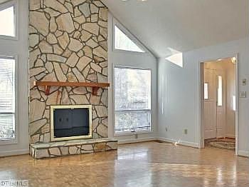 2nd image of 4811 School View Dr