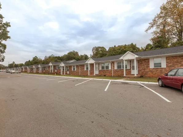 SH101-College Road Apartments (RCA)