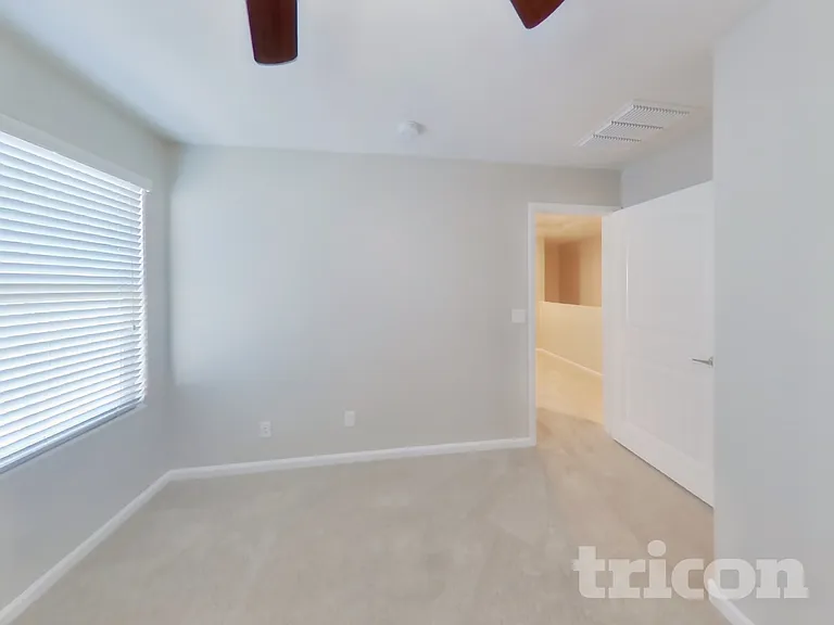 12575 W Hummingbird Ter — Photo 8