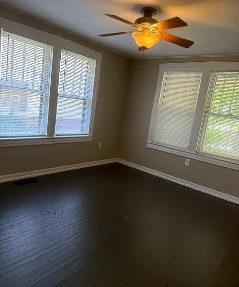 643 Howell St — Photo 7