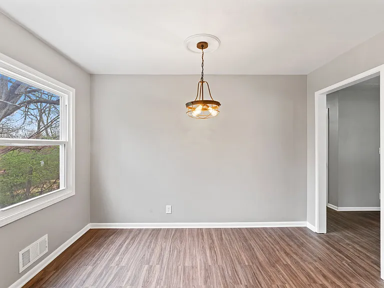 7200 E 85th Ter — Photo 16