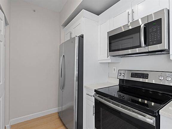 4th image of 651 Okeechobee Blvd Penthouse 1101-201