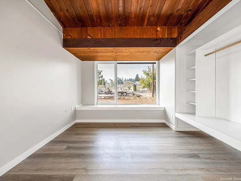 1208 Birch Ave #1-8 — Photo 5