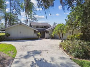 5434 Kemkerry Rd, Zephyrhills, FL 33543