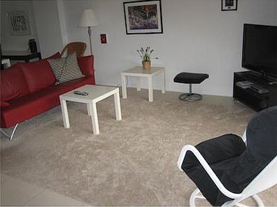 1st image of 901 Hillcrest Dr APT 304